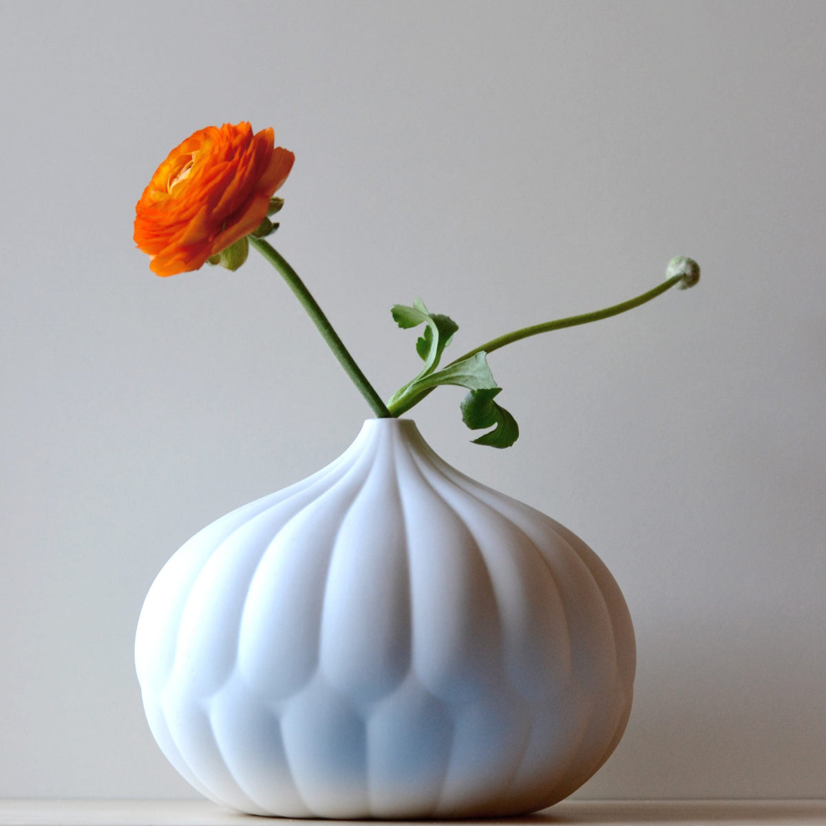 Large textured white porcelain Japandi ceramic vase