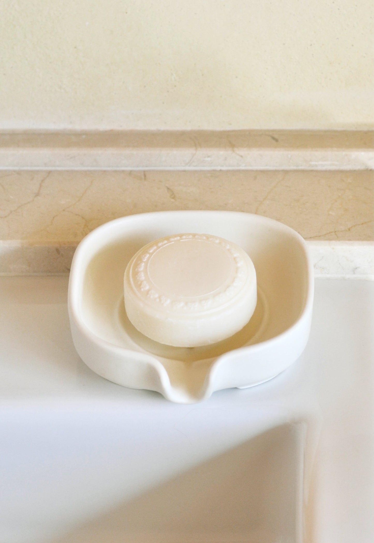 Self Draining Soapdish - Zero-Waste Porcelain - White Matte