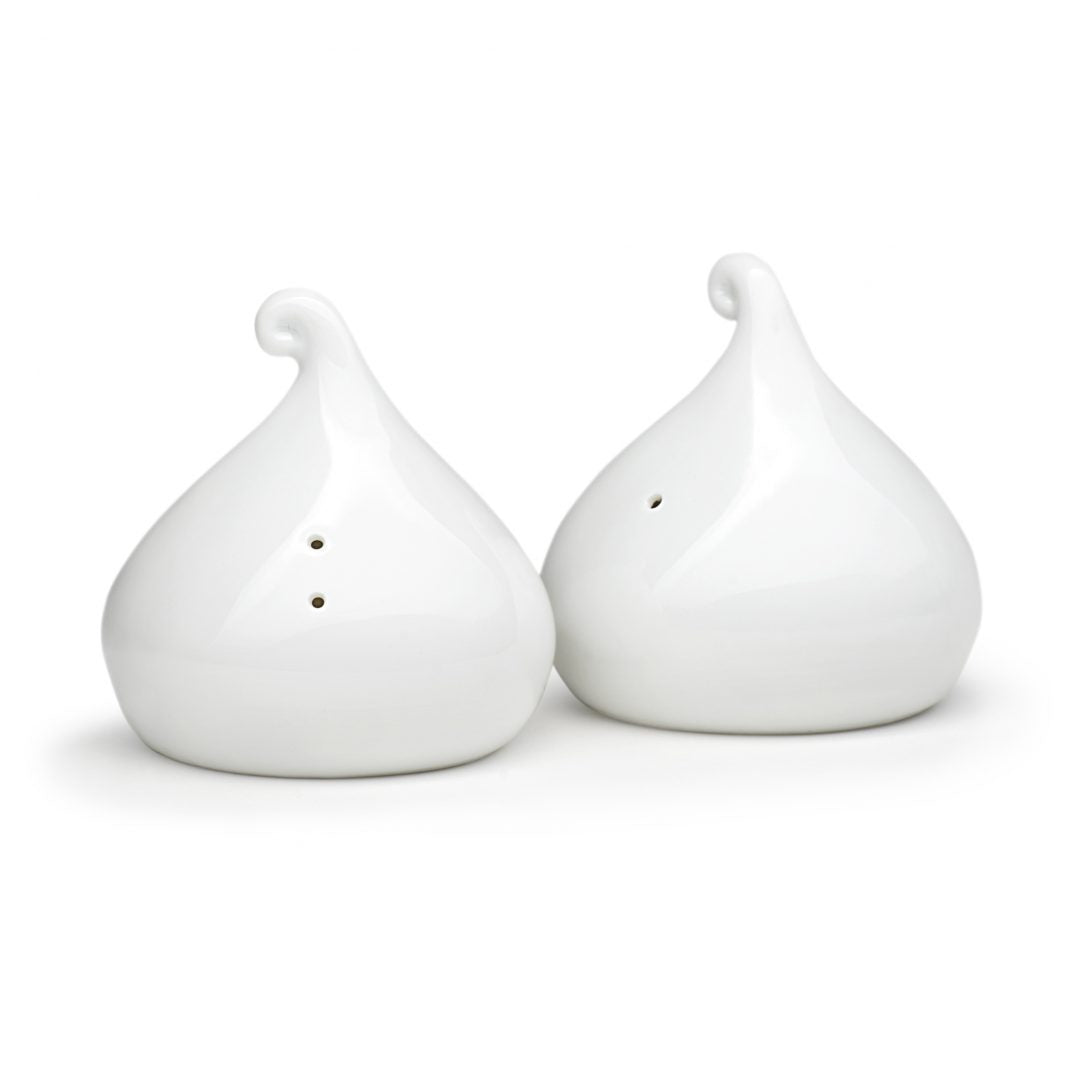 KISSES ceramic salt and pepper shakers in white porcelain