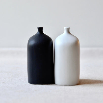 VIALS BLACK & WHITE SALT + PEPPER SET - Modern Porcelain Shakers