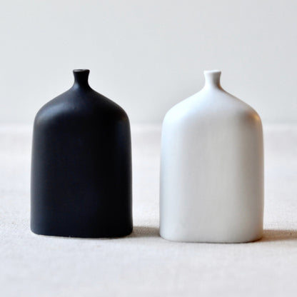 VIALS BLACK & WHITE SALT + PEPPER SET - Modern Porcelain Shakers