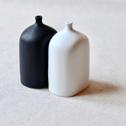 VIALS BLACK & WHITE SALT + PEPPER SET - Modern Porcelain Shakers
