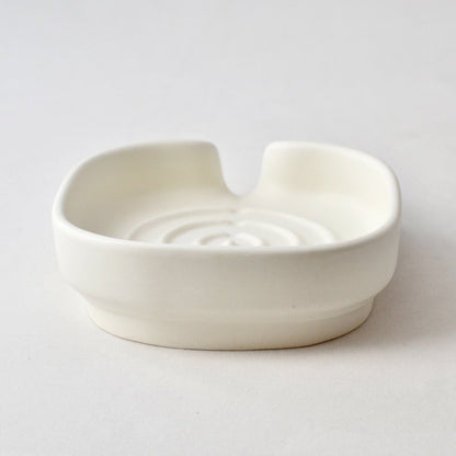 White matte ceramic self draining porcelain soap dish