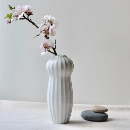 MAJA tall ribbed porcelain Ikebana vase in Japandi style