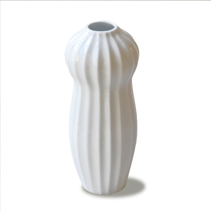 MAJA tall ribbed porcelain Ikebana vase in Japandi style